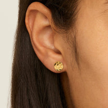 Load image into Gallery viewer, Double Beat Stud Earring