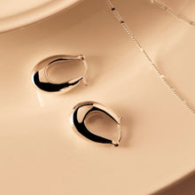 Load image into Gallery viewer, Cloudland Hoop Earring