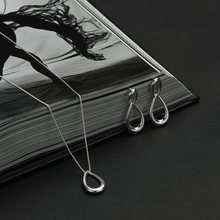 Load image into Gallery viewer, NAJO Vivante Pendant – product image 3