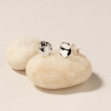 Load image into Gallery viewer, Double Beat Stud Earring
