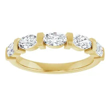 Load image into Gallery viewer, 10ct Yellow Gold 0.95ct Diamond Ring