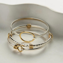 Load image into Gallery viewer, Tumbaga Amarres Bangle (64mm)