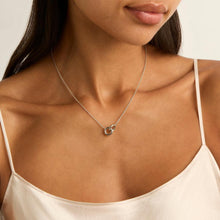 Load image into Gallery viewer, Embrace Necklace (42cm + ext)