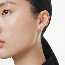 Load image into Gallery viewer, Imber Stud Earrings