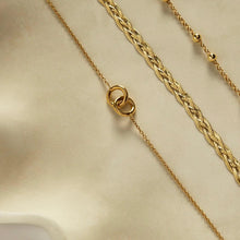 Load image into Gallery viewer, Embrace Necklace