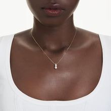 Load image into Gallery viewer, Swarovksi Stilla Attract Pendant