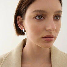 Load image into Gallery viewer, Versailles Huggie Earrings