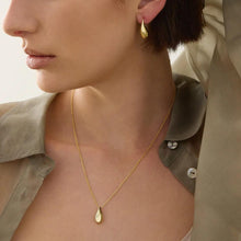 Load image into Gallery viewer, Eau Necklace