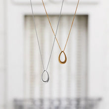 Load image into Gallery viewer, Vivante Pendant