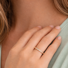 Load image into Gallery viewer, 9ct Yellow Gold Diamond Ring