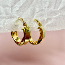 Load image into Gallery viewer, 9CT Yellow Gold Silver Filled Hoop Earrings
