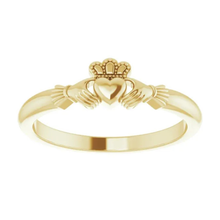 Load image into Gallery viewer, Claddagh Ring
