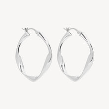 Load image into Gallery viewer, Najo Garden of Eden Hoop Earring
