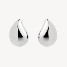 Load image into Gallery viewer, Najo Sunshower Small Stud Earring
