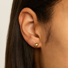 Load image into Gallery viewer, Najo Floret Stud Earrings
