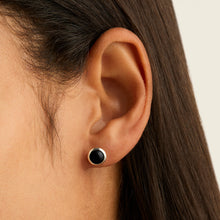 Load image into Gallery viewer, Najo Husk Onyx Stud Earring
