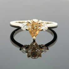 Load image into Gallery viewer, 14ct Yellow Gold 1.20ct Champagne Diamond Ring
