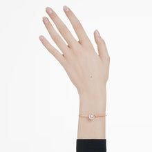 Load image into Gallery viewer, Dextera Bangle
