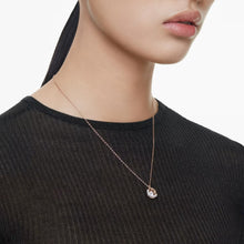 Load image into Gallery viewer, Dextera Pendant

