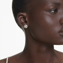 Load image into Gallery viewer, Dextera Stud Earrings
