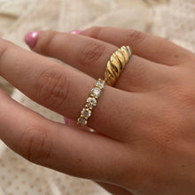 Load image into Gallery viewer, 9ct Yellow Gold 1.25ct Diamond Ring
