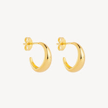 Load image into Gallery viewer, La Muse Stud Earring
