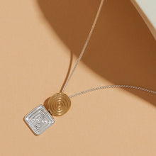Load image into Gallery viewer, Labyrinthe Two-Tone Pendant
