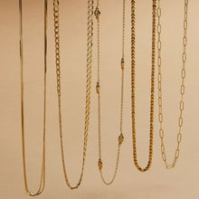 Load image into Gallery viewer, Volare Necklace 45cm

