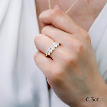 Load image into Gallery viewer, 10ct Yellow Gold 1.00ct 5 Stone Oval Ring
