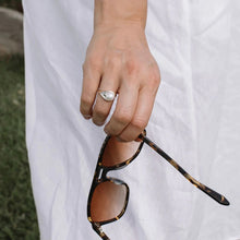 Load image into Gallery viewer, Relic  Pearl &amp; Diamond Ring
