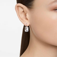 Load image into Gallery viewer, Swarovski Millenia Drop Earrings
