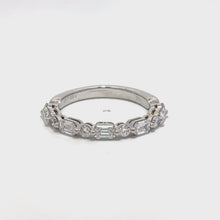 Load and play video in Gallery viewer, 18ct White Gold 1.00ct Diamond RIng
