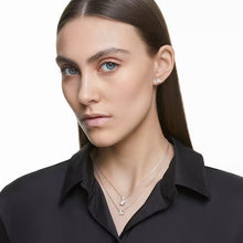 Load image into Gallery viewer, Stilla Pendant
