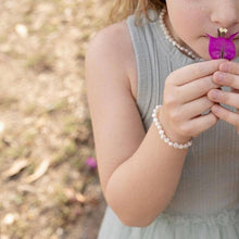 Load image into Gallery viewer, Bambini Keshi Freshwater Pearl Kids Bracelet
