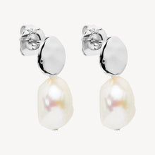 Load image into Gallery viewer, Najo Renaissance Pearl Earrings
