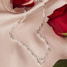 Load image into Gallery viewer, Cuore Chain Link Necklace
