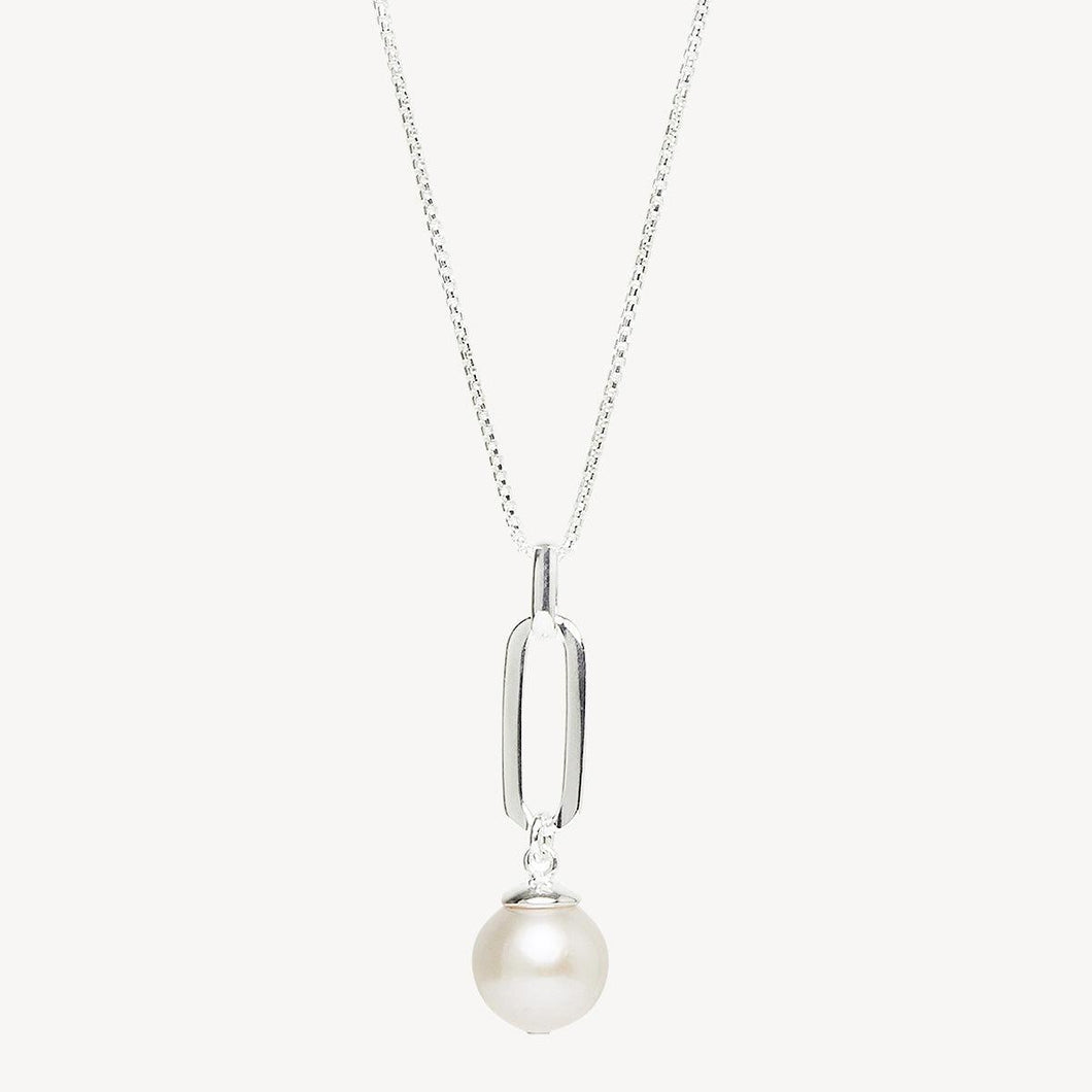 The Enchantress Pearl Pendant
