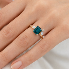 Load image into Gallery viewer, 10ct Yellow Gold London Blue Topaz &amp; Diamond Ring
