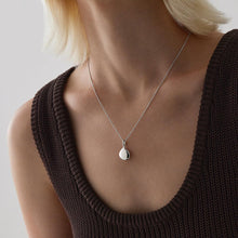 Load image into Gallery viewer, Aster Necklace
