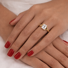 Load image into Gallery viewer, Amelie Ring
