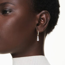 Load image into Gallery viewer, Stilla Attract Hoop Earrings
