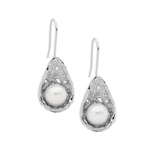 Load image into Gallery viewer, Fresh Water Pearl Weave Basket Earrings
