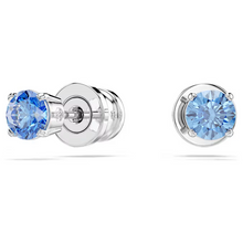 Load image into Gallery viewer, Stilla Attract Stud Earrings
