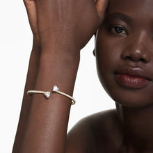 Load image into Gallery viewer, Mesmera Attract Bangle - Large
