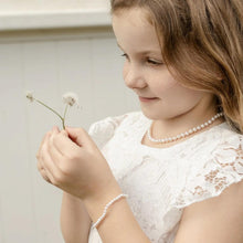 Load image into Gallery viewer, Flora Bracelet
