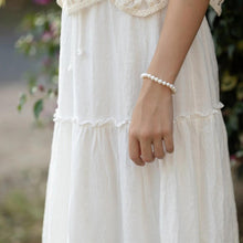 Load image into Gallery viewer, Daisy Bracelet
