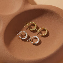 Load image into Gallery viewer, La Muse Stud Earring
