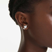 Load image into Gallery viewer, Idyllia Stud Earrings
