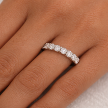 Load image into Gallery viewer, 9ct White Gold 1.00ct Diamond Ring
