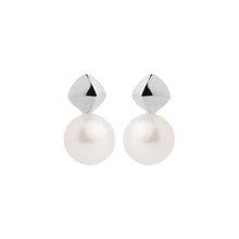 Load image into Gallery viewer, Button Pearl Stud Earrings
